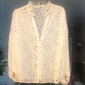 White eyelet blouse Size Large